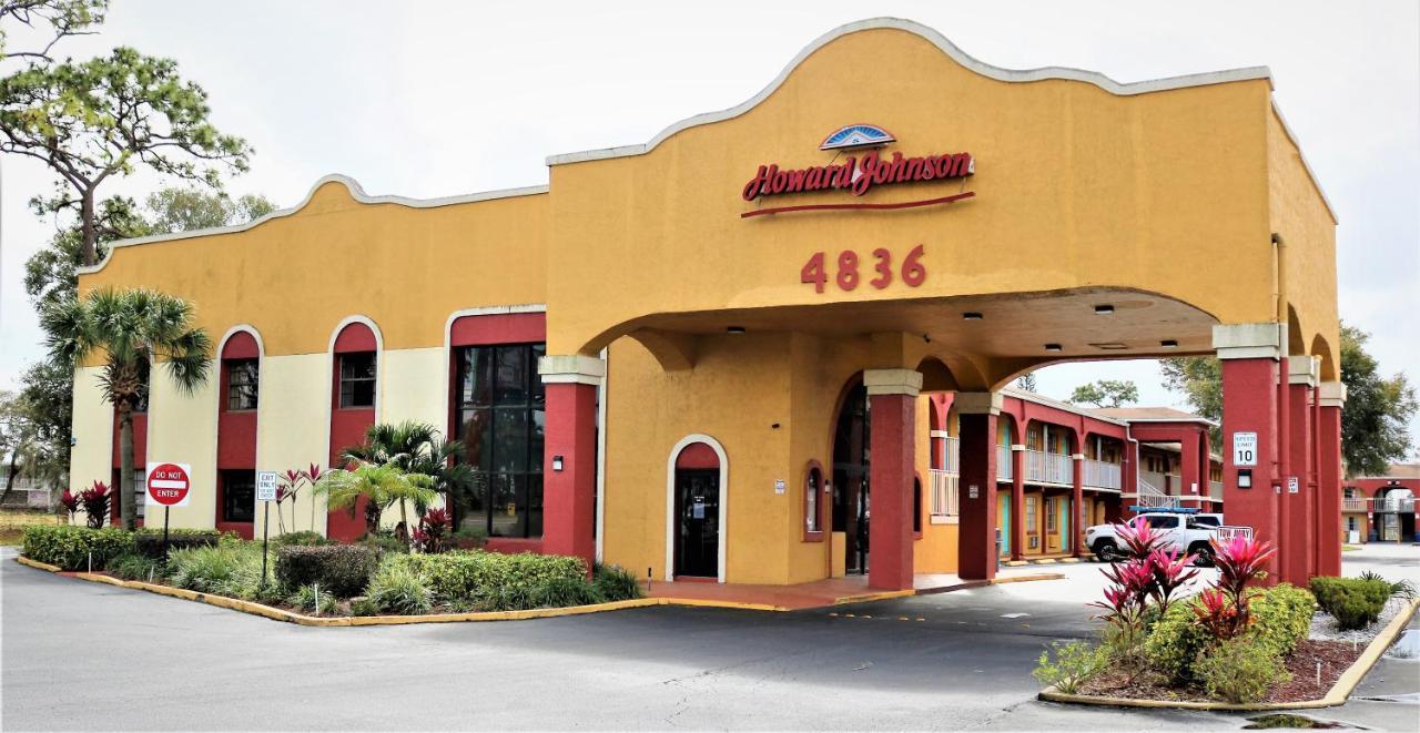 Howard Johnson By Wyndham Lake Front Park Kissimmee Exterior photo